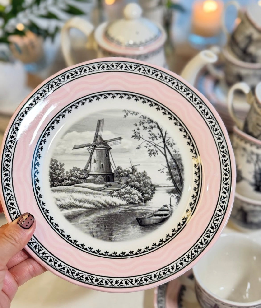 Windmill Whisper Tea Set (set of 20 )