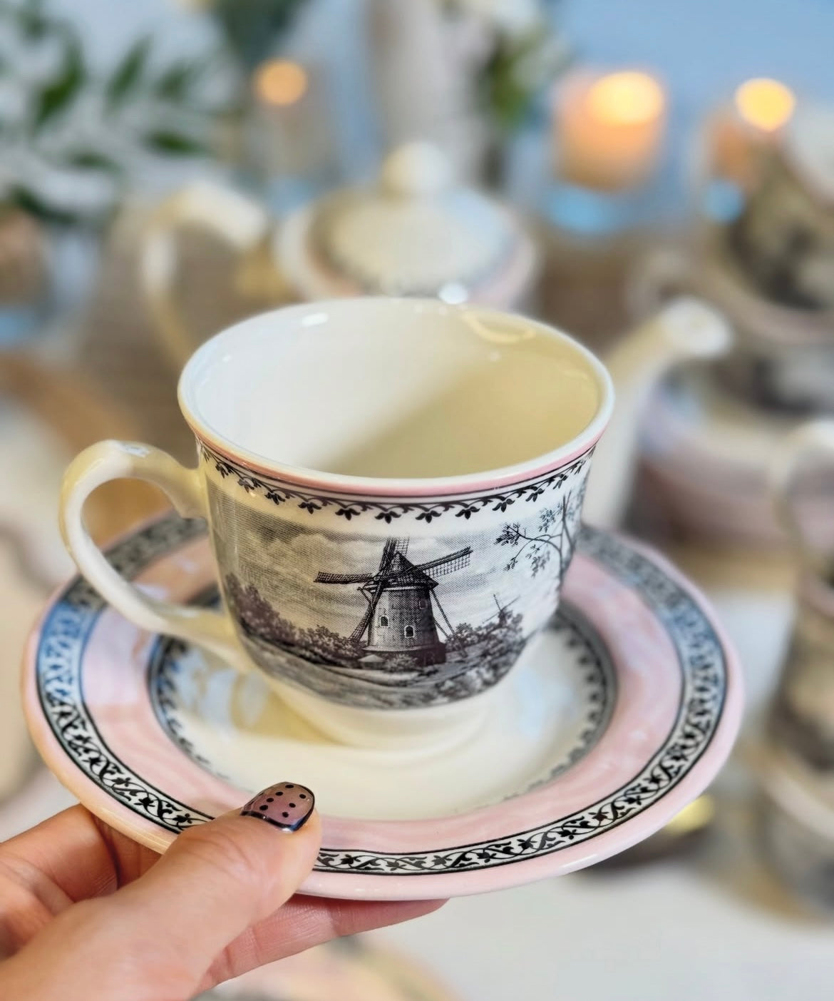 Windmill Whisper Tea Set (set of 20 )