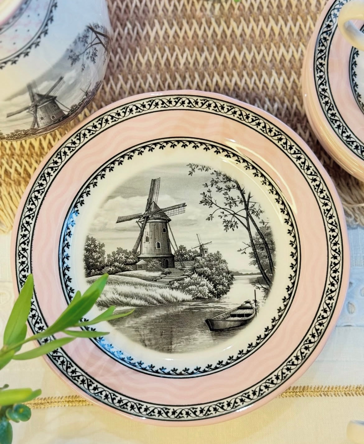 Windmill Whisper Tea Set (set of 20 )