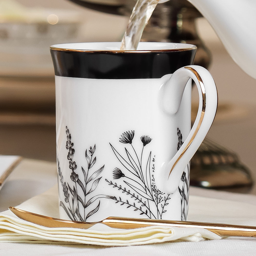 Classic Coffee Mug | Black | Bee
