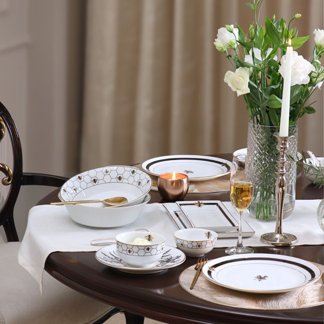 21 pc Dinner set | Black | Bee